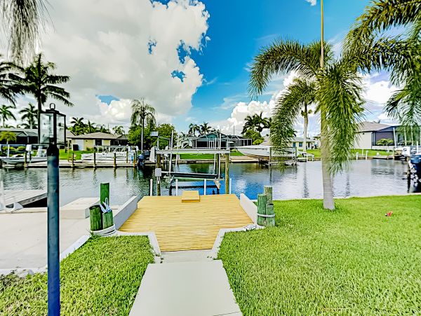 Cape Coral Home 1009761