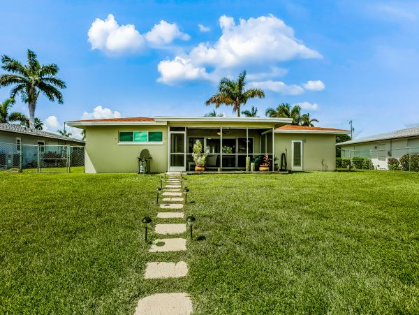Cape Coral Home 1009762