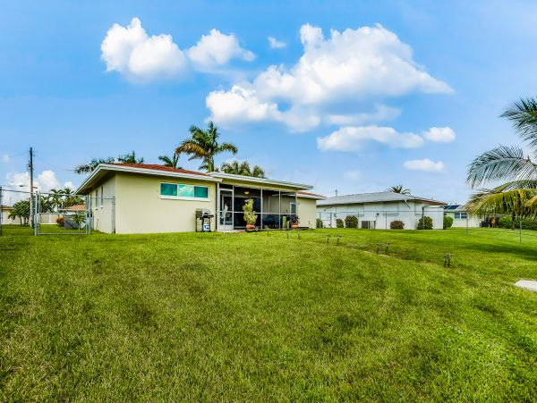 Cape Coral Home 1009762