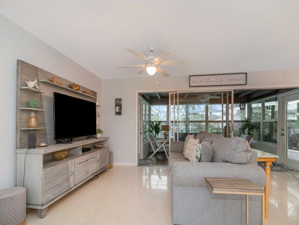 Cape Coral Home 1009764