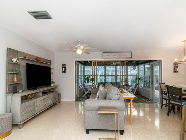 Cape Coral Home 1009764