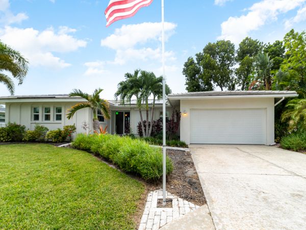 Cape Coral Home 1009764