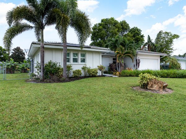 Cape Coral Home 1009764