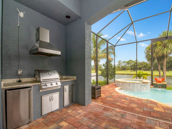 Cape Coral Home 1009765