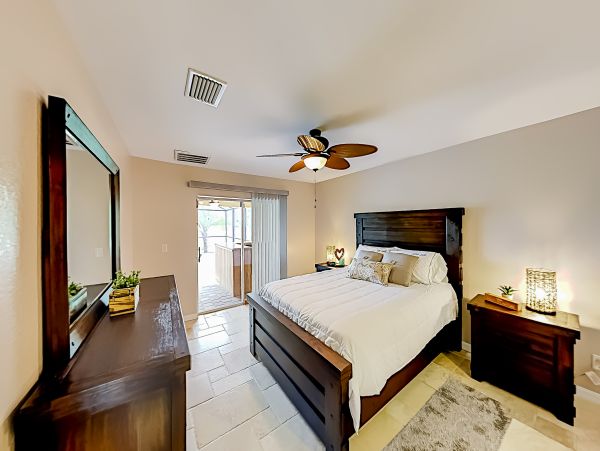 Cape Coral Home 1009766