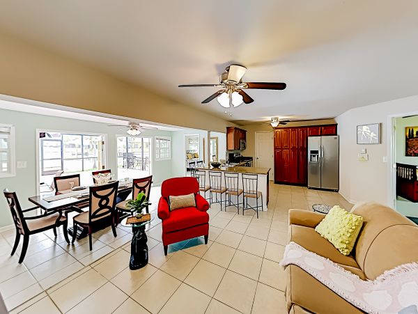 Cape Coral Home 1009767