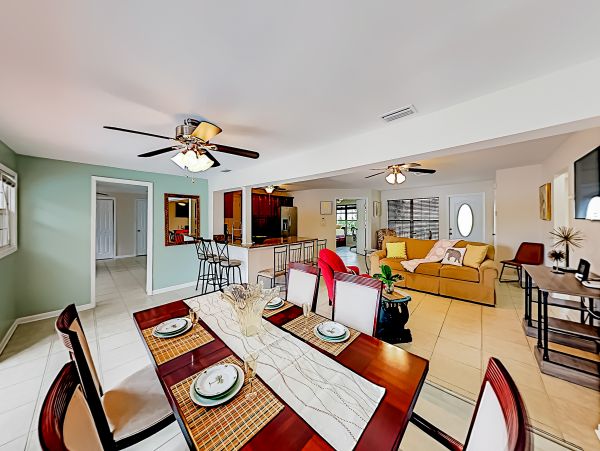 Cape Coral Home 1009767