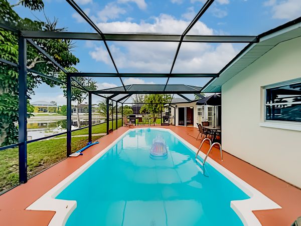 Cape Coral Home 1009767