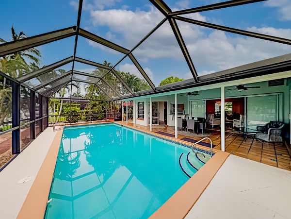 Three Bedroom Pool Waterside Home