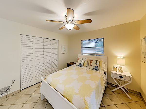 Three Bedroom Pool Waterside Home