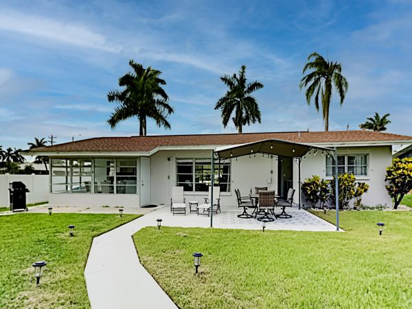 Cape Coral Home 1009771