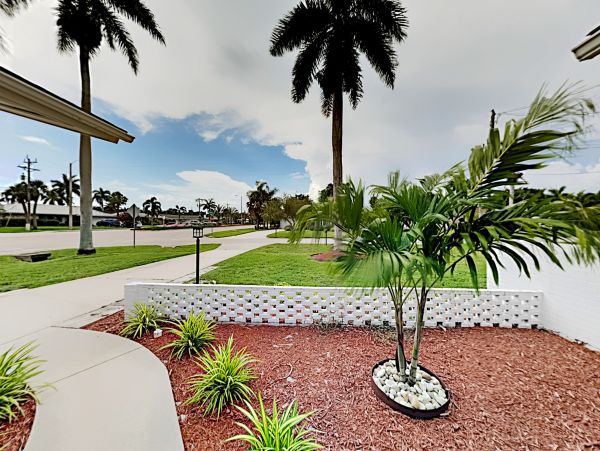 Cape Coral Home 1009771