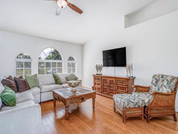 Cape Coral Home 1009772