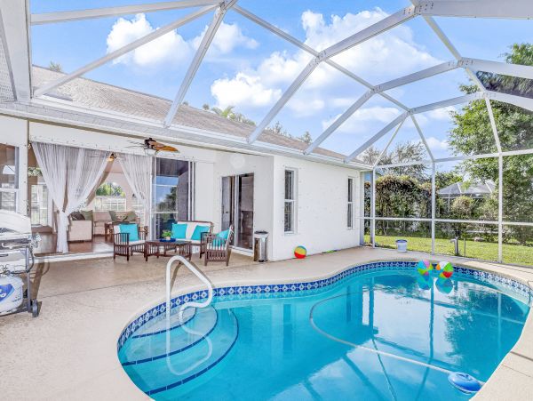 Cape Coral Home 1009772