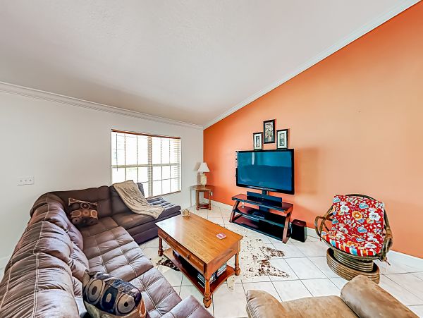 Cape Coral Home 1009773
