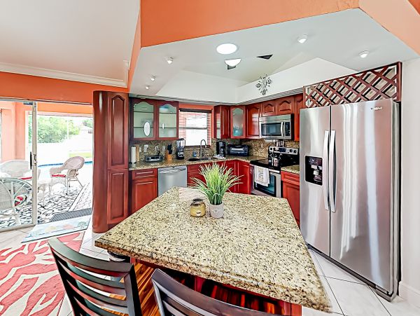 Cape Coral Home 1009773