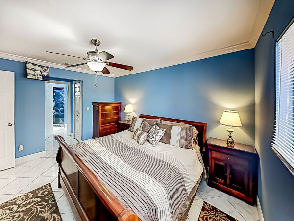 Cape Coral Home 1009773