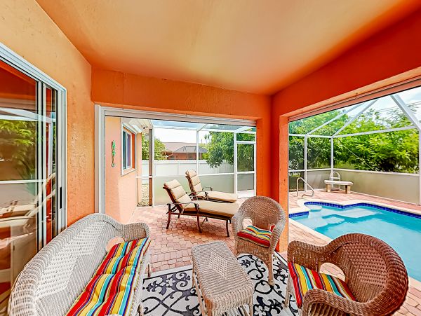 Cape Coral Home 1009773