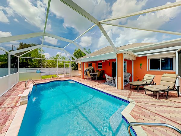 Cape Coral Home 1009773