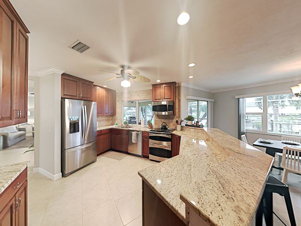 Cape Coral Home 1009774