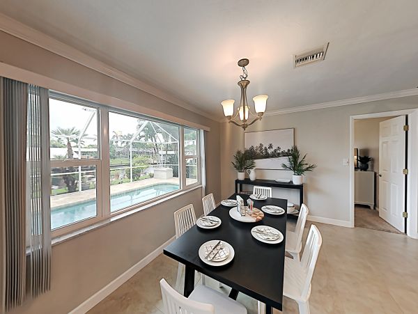 Cape Coral Home 1009774