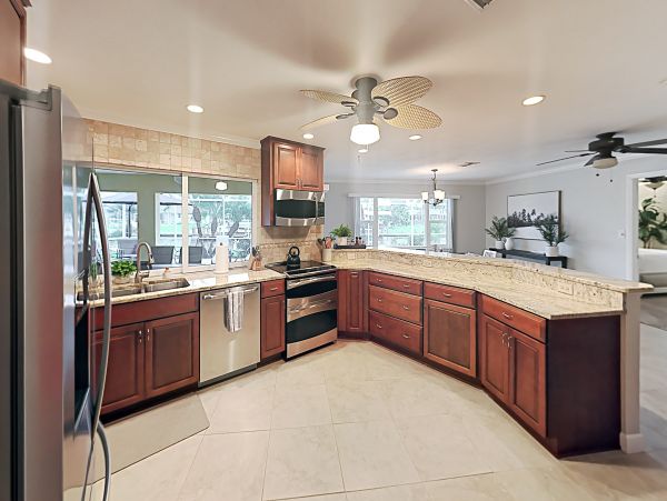 Cape Coral Home 1009774