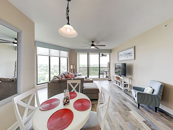Cape Coral Condo 1009775