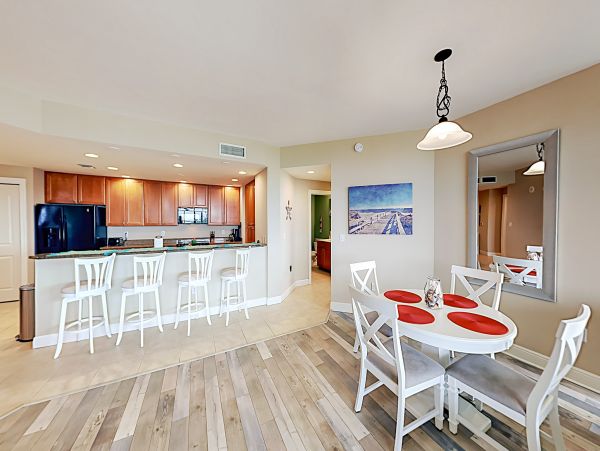 Cape Coral Condo 1009775
