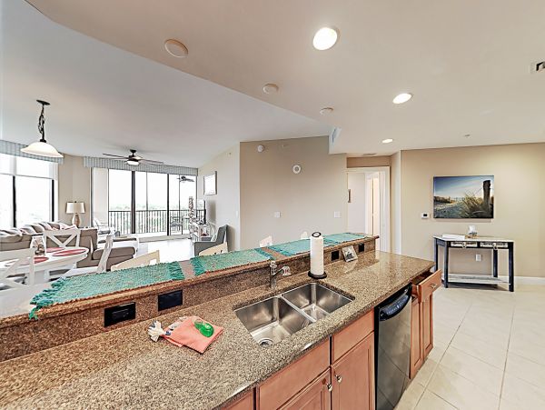 Cape Coral Condo 1009775