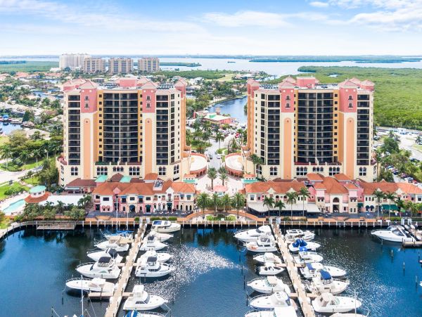 Cape Coral Condo 1009775