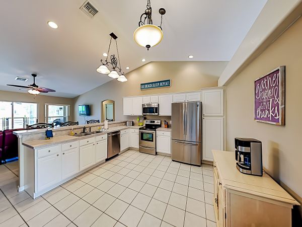 Cape Coral Canalfront 4 Bedroom Villa with Boat Dock