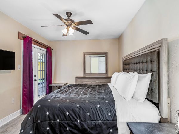 Cape Coral Home 1009777