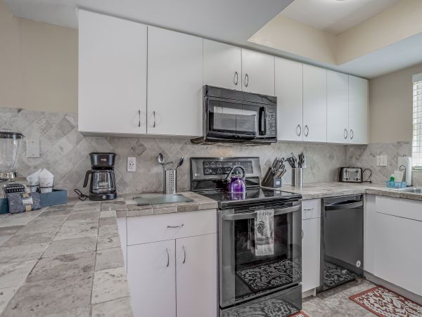 Cape Coral Home 1009778