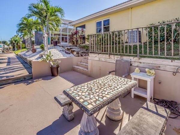 Cape Coral Home 1009778