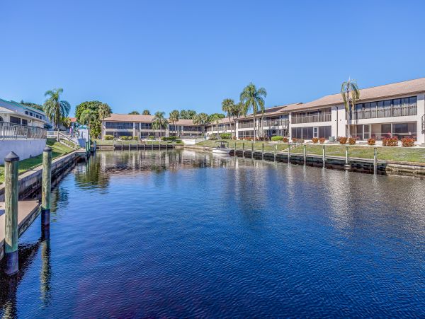 Cape Coral Home 1009778