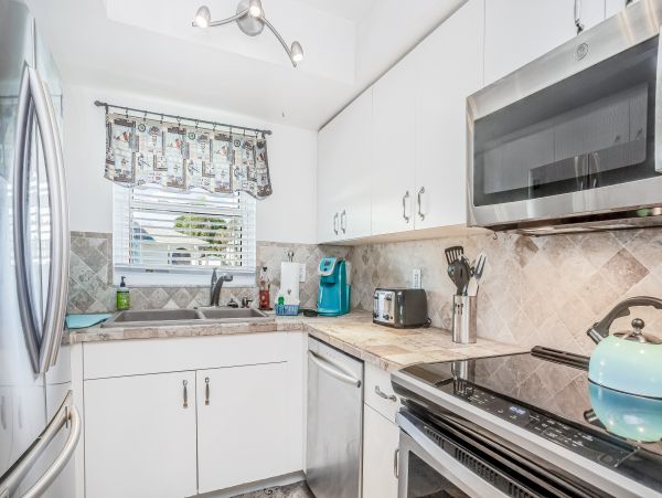 Cape Coral Home 1009779