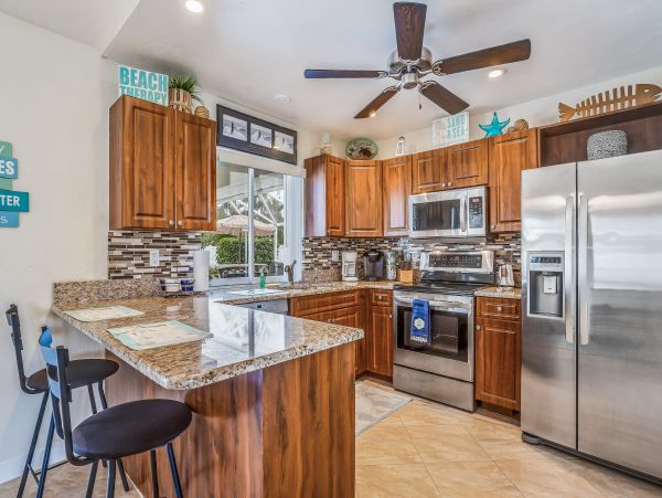 Updated Cape Coral Pool Vacation Home