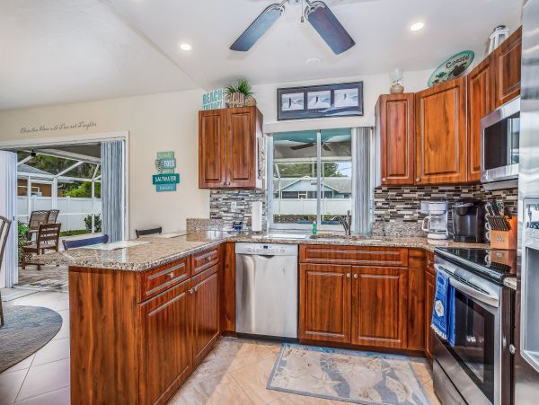 Updated Cape Coral Pool Vacation Home