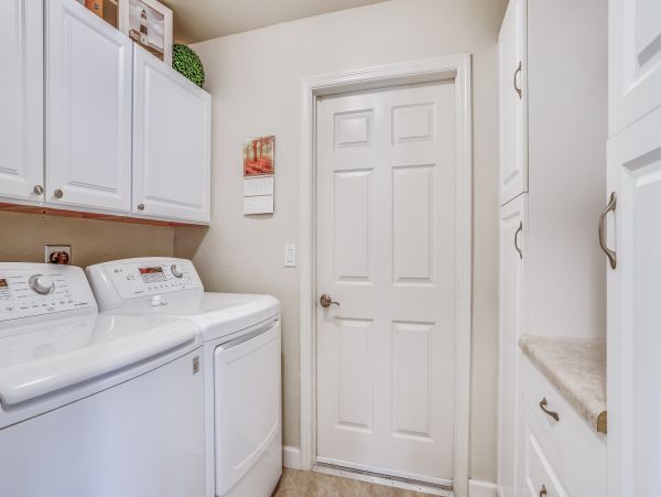 Updated Cape Coral Pool Vacation Home