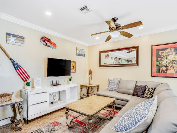 Cape Coral Home 1009782