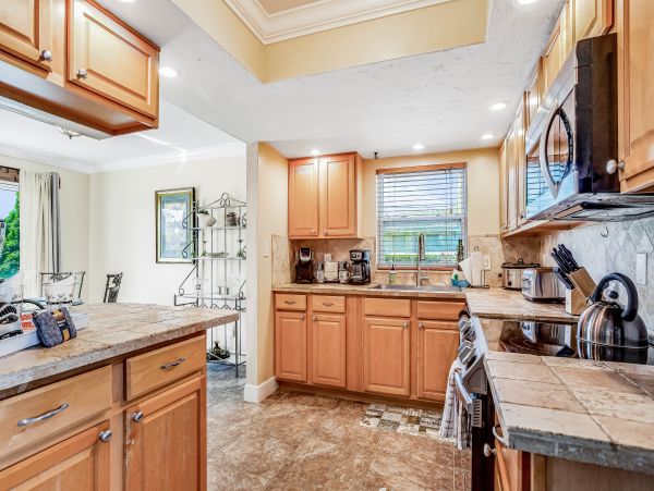 Cape Coral Home 1009782