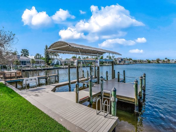 Cape Coral Lake Front 3 Bedroom Home with Pool & Dock