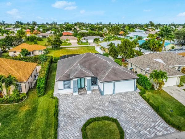 Cape Coral Home 1009786