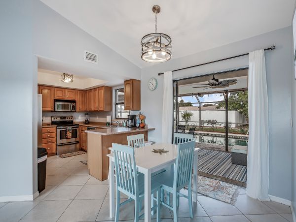 Cape Coral Home 1009789