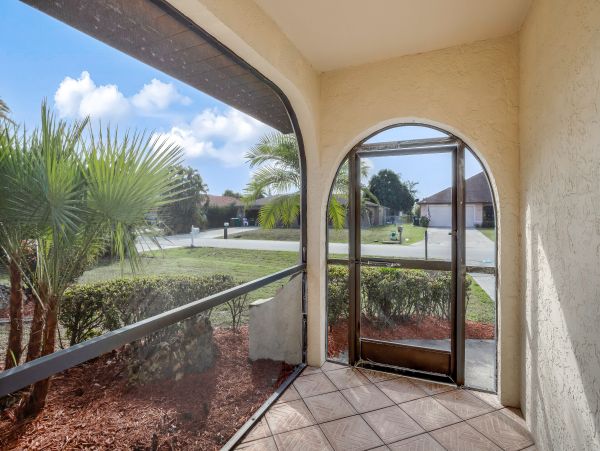 Cape Coral Home 1009789