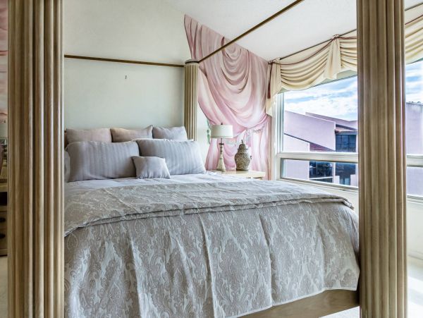 Siesta Key Penthouse on the beach