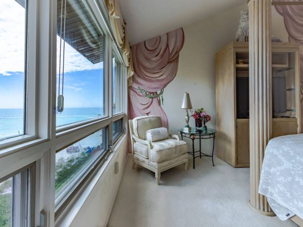 Siesta Key Penthouse on the beach