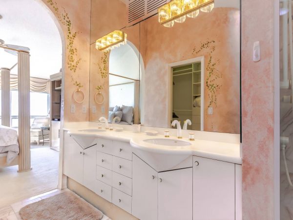 Siesta Key Penthouse on the beach