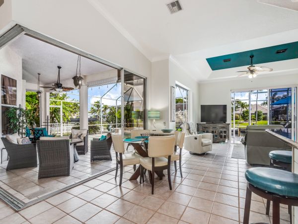 Cape Coral Luxury Vacation Villa