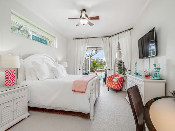 Cape Coral Luxury Vacation Villa